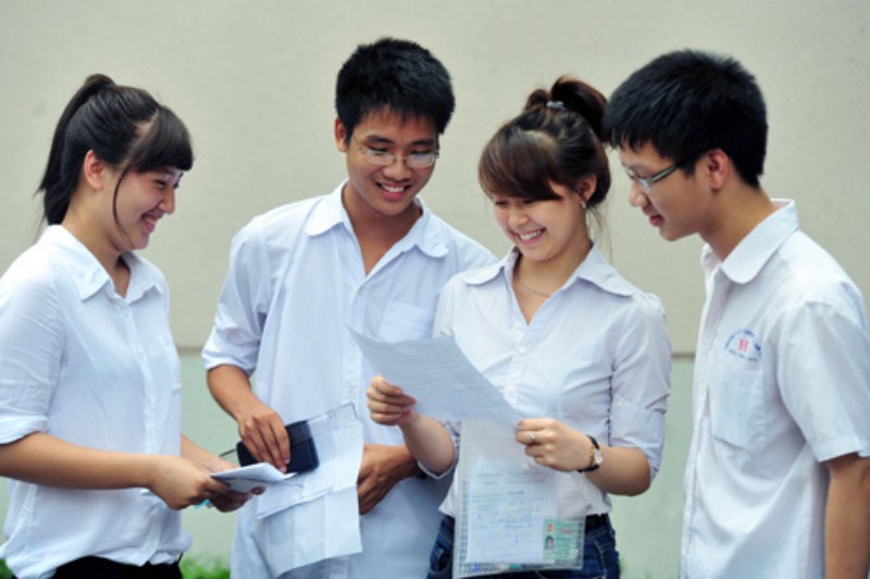 Đề thi học kì 2 lớp 12 năm 2015 môn Sử - Sở GD Quảng Bình