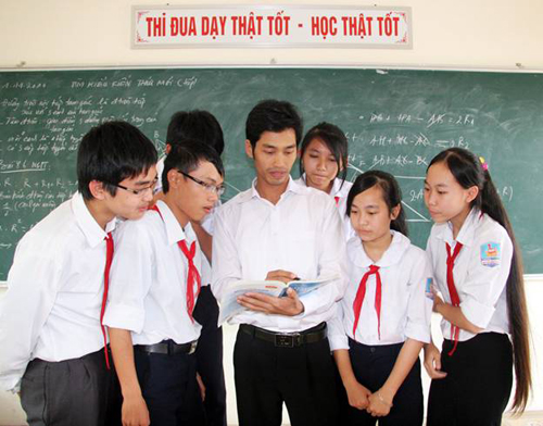 Đề thi học kì 2 lớp 7 2015 môn Toán - Tân Châu