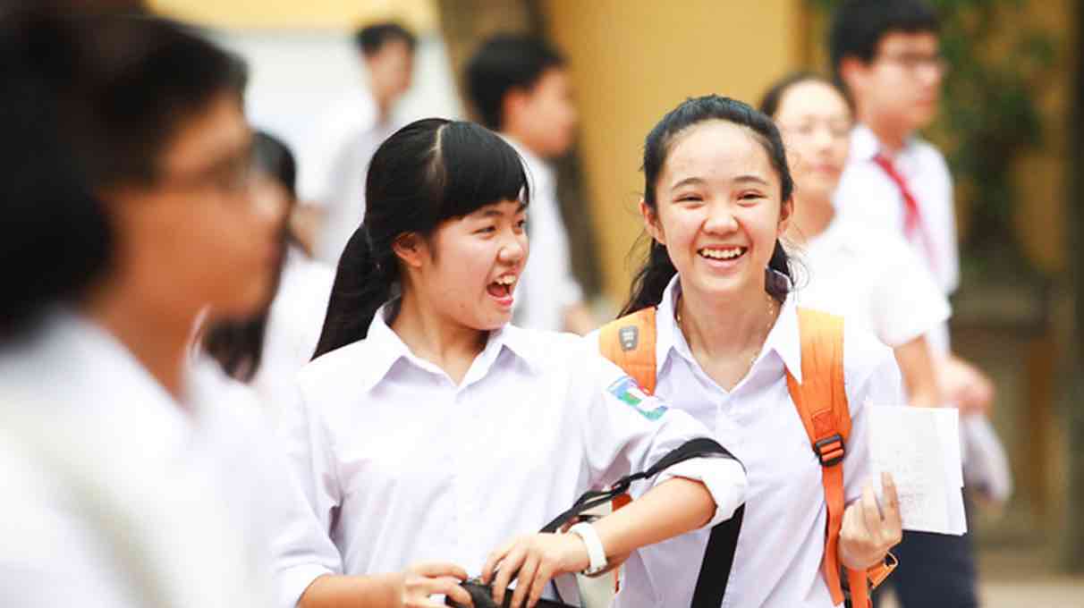 Đề thi học kì 1 lớp 10 môn Toán 2015 THPT Phúc Trạch