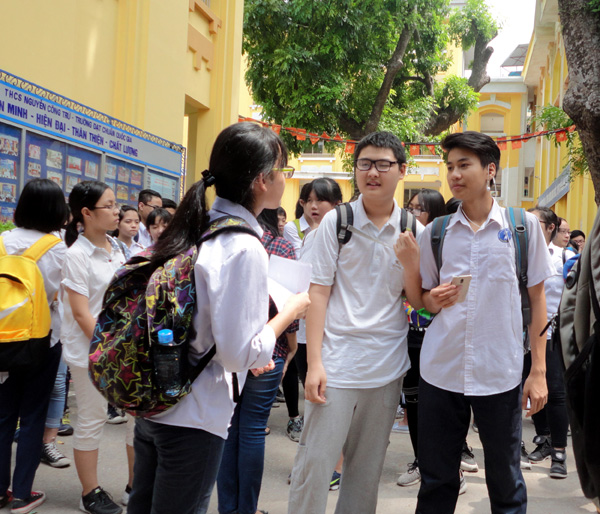 Đề thi học kì 1 lớp 10 môn Toán - Sở GD Quảng Nam 2015