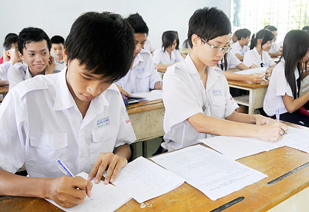 Đề thi học kì 1 môn Toán lớp 7 trường THCS Chánh Lộ 2015