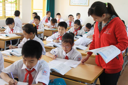Đề thi học kì 1 môn Toán lớp 8 trường THCS Cự Khê năm 2014 (đề 1)