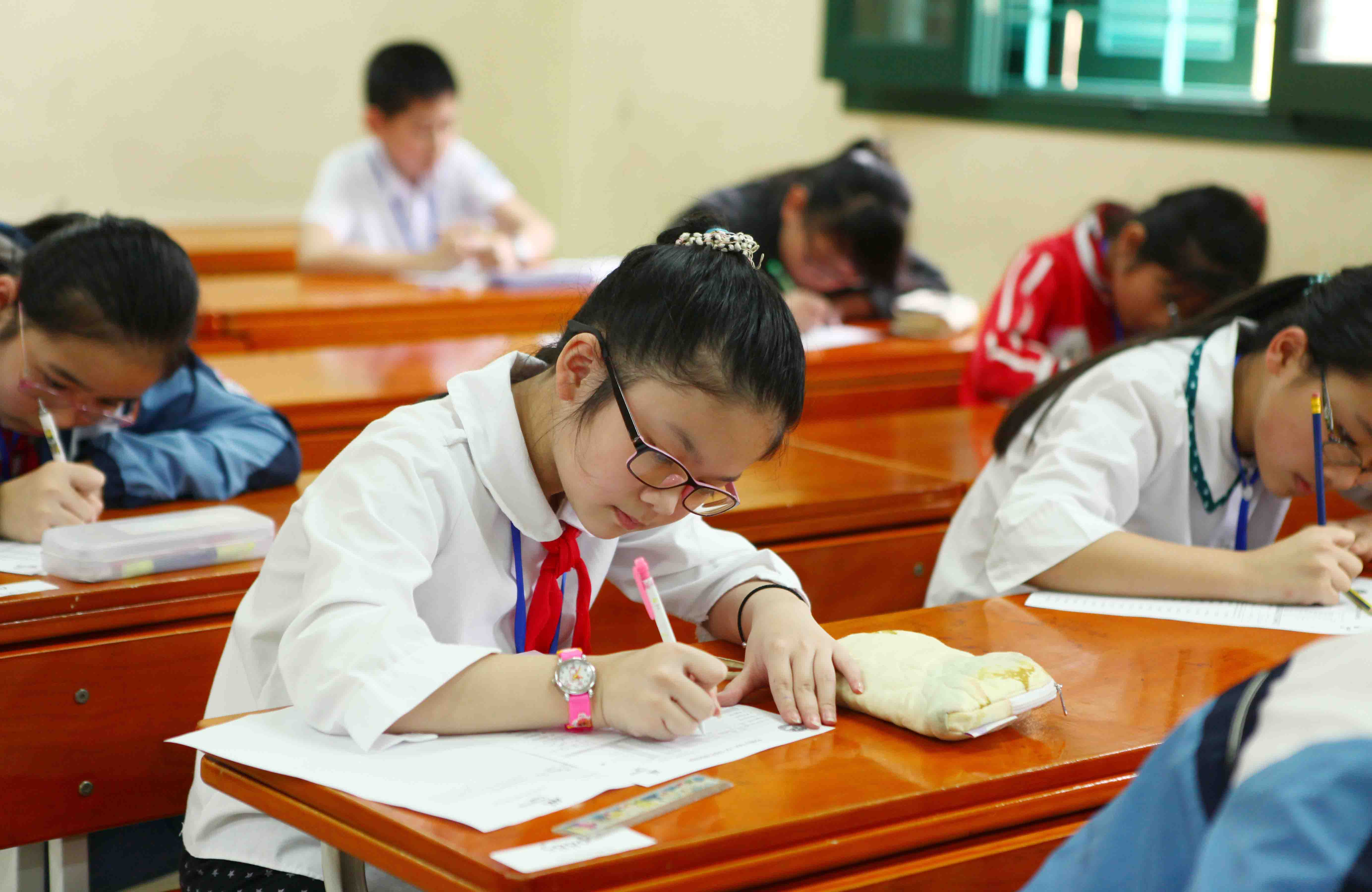 Đề thi học kì 1 môn Toán lớp 8 trường THCS Quang Huy - Phù Yên năm 2014