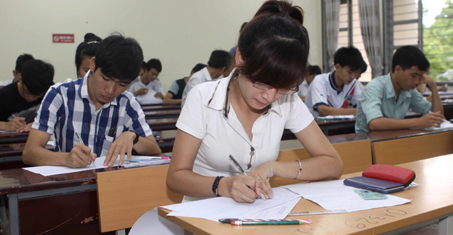 Đề thi học kì 1 môn Toán lớp 12 trường THPT Phù Lương, Thái Nguyên 2014