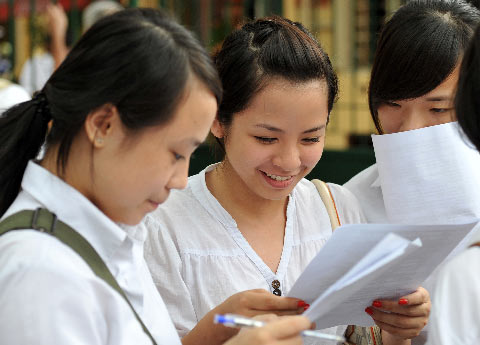 Đề thi học kì 1 môn Toán lớp 12 năm 2014 trường THPT Lương Ngọc Quyến