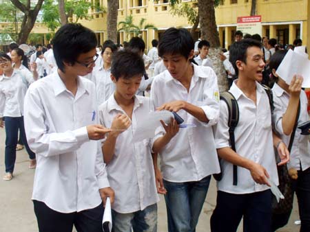Đề thi học kì 1 môn Toán lớp 12 trường THPT Thiệu Hóa 2015
