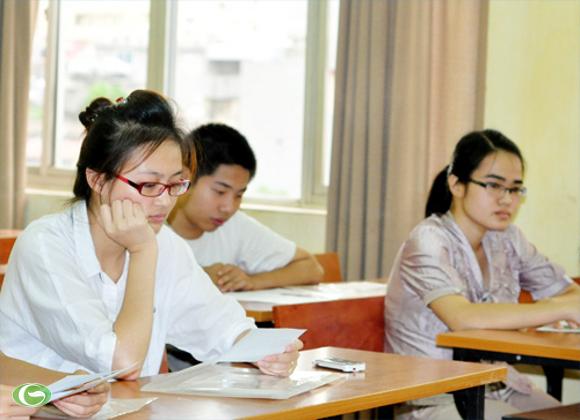 Đề thi cuối học kì 1 môn Toán lớp 11 tỉnh Đồng Tháp 2015