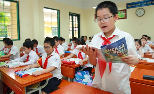Đề thi học kì 1 môn Toán lớp 4 năm 2015 trường tiểu học Minh Tân