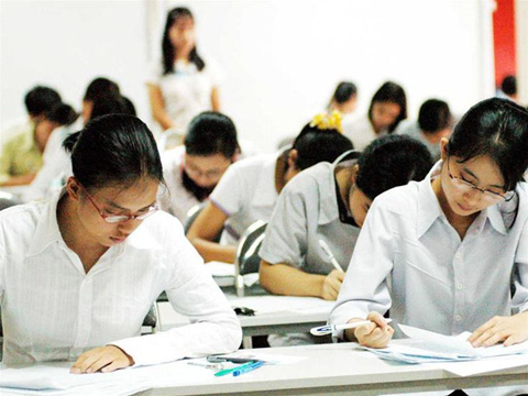 Đề thi giữa học kì 1 môn Tiếng Anh lớp 12 trường THPT Nguyễn Trãi năm 2015