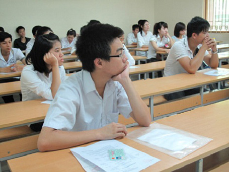 Đề kiểm tra giữa học kì 1 lớp 7 môn Anh năm 2015 - trường THCS Thái Hòa 