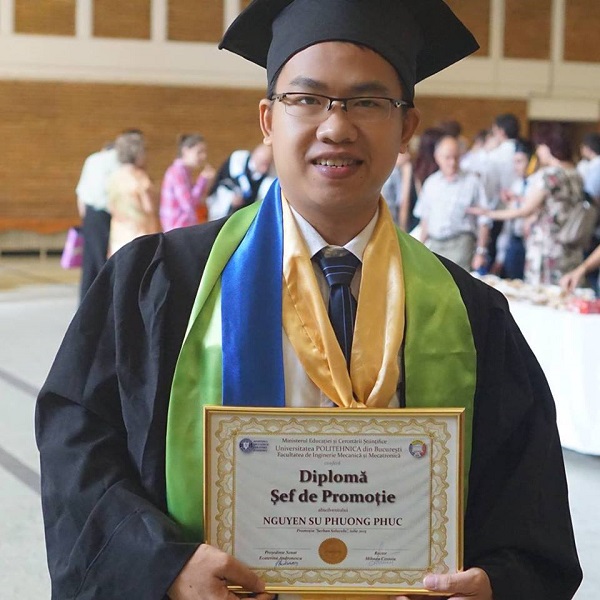 Nguyễn Sử Phương Phúc - chàng trai Việt lập kỳ tích với danh hiệu thủ khoa tốt nghiệp tại đất nước Romania. (Ảnh: NVCC)