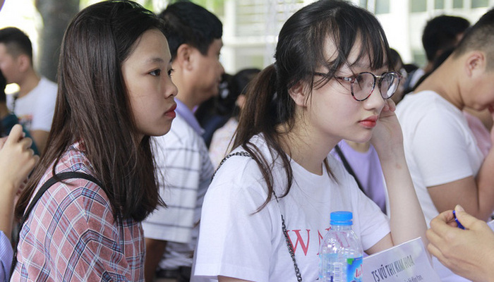 Đề thi thử THPT Quốc gia 2018 THPT Chuyên Bắc Ninh lần 2 - Tất cả các môn